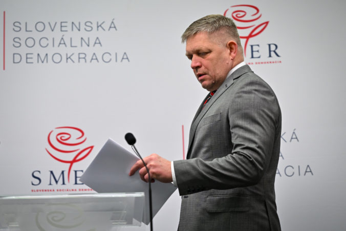 Smer patril medzi najväčších zadávateľov nenávistných reklám na Slovensku, útoky mierili na novinárov aj mimovládky