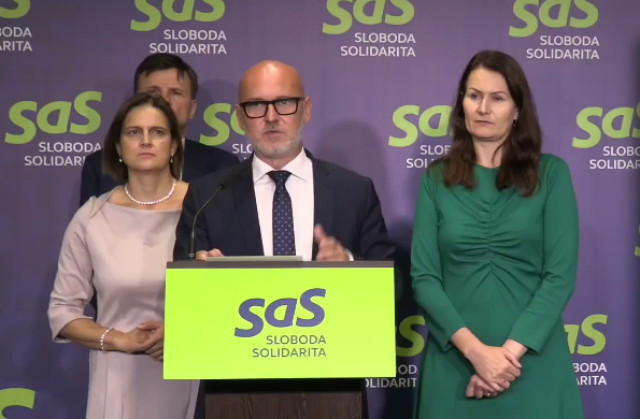 Liberáli majú nové informácie o nehode Pavla Gašpara, chcú zvolať mimoriadnu schôdzu parlamentu – VIDEO