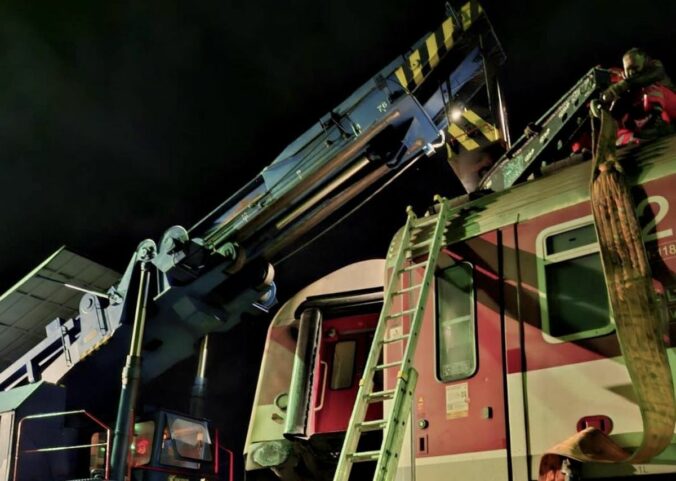 Vyšetrovanie zrážky rýchlikov pri Rožňave: Jeden bol približne o 100 metrov ďalej, než sa mal nachádzať – VIDEO, FOTO