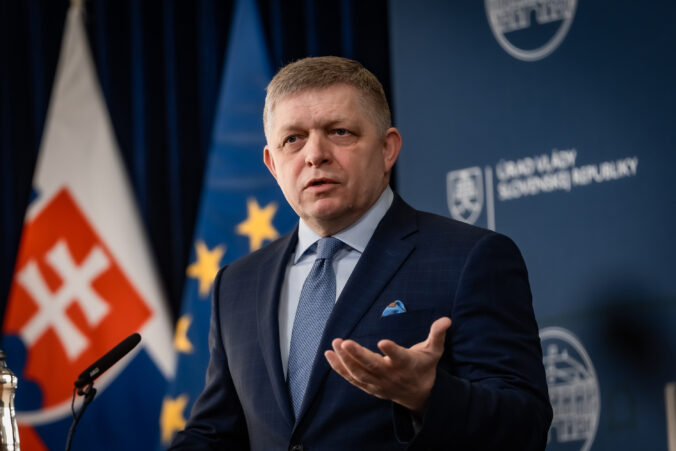 Fico prehovoril o snahách prekaziť samit Trumpa a Putina, EÚ sa podla neho zmenila na vojnový kabinet