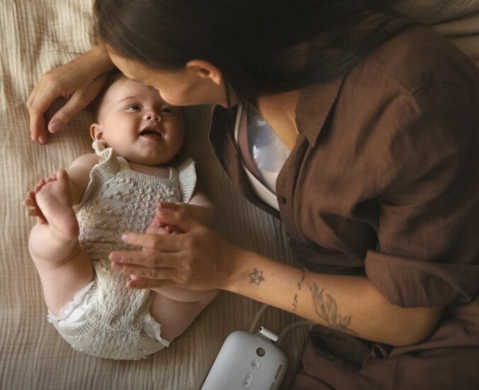 Polovica matiek si želá viac pomoci, polovica otcov sa cíti kritizovaná – čo hovorí prieskum o rodičovstve?