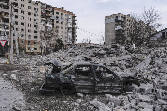 Rusi v Pokrovsku nedokázali zaujať pevné pozície a vyhýbajú sa priamym stretom