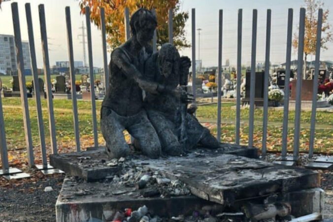 Požiar v Trnave poškodil pamätník nenarodeným deťom, hasiči potvrdili nedbanlivosť – FOTO