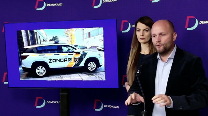 Stretnutie o Žandárskom zbore sa podľa Naďa skončilo fiaskom, otázok bolo viac ako odpovedí – VIDEO