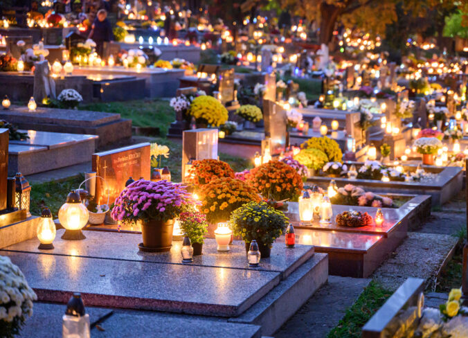 Slovensko ročne dováža takmer 4 kilá sviečok na obyvateľa, v EÚ patríme medzi rekordérov