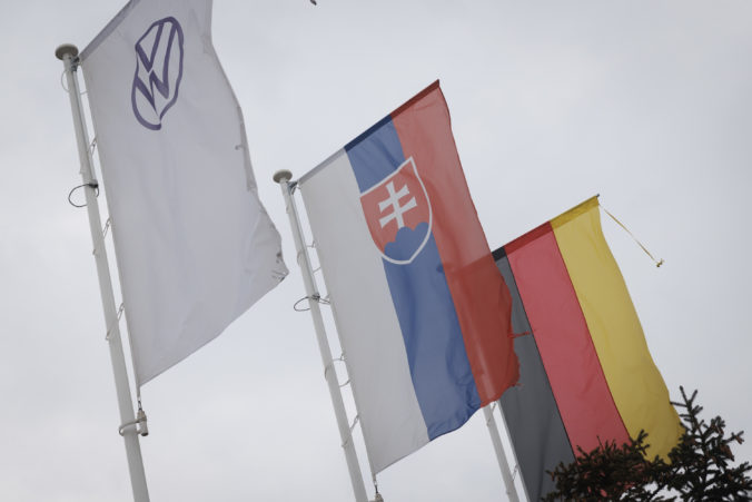Nemecké firmy na Slovensku obmedzujú investície aj nábor zamestnancov, príčinou je neisté prostredie