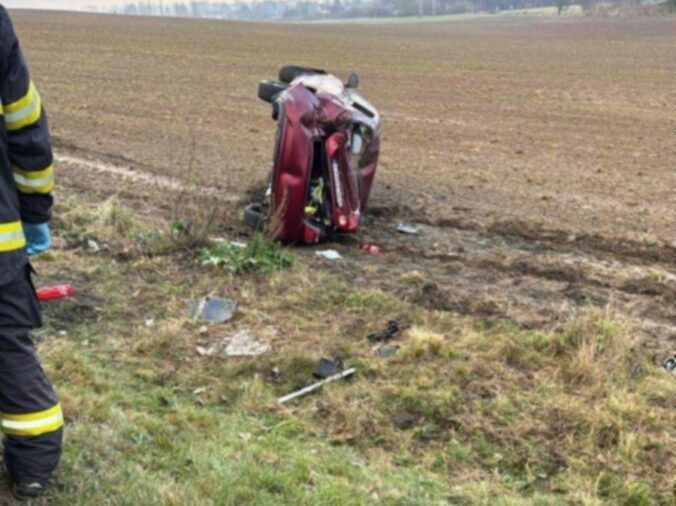 V obci Rudno sa stala tragická dopravná nehoda, chodca zrazil len 19-ročný vodič