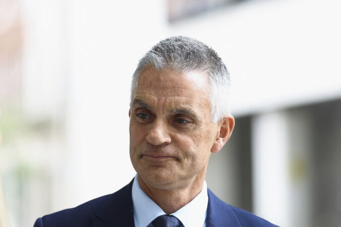 Generálny riaditeľ BBC a šéfka spravodajstva odstúpili pre zostrih Trumpovho prejavu