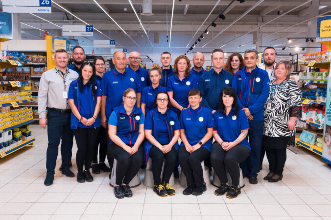 Tesco podporuje spravodlivé odmeňovanie mužov a žien a dosiahlo výrazný pokrok pri vyrovnávaní rodového rozdielu