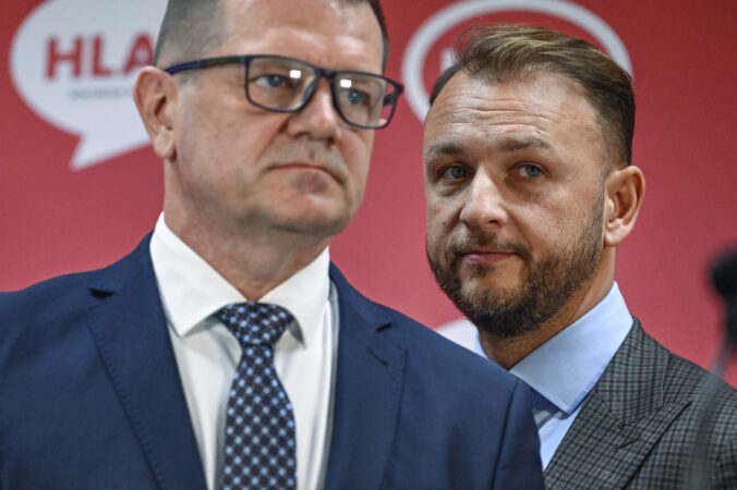 Inovačné výzvy v centre škandálu. Hlas pod tlakom, opozícia hovorí o návrate Plavčanovej éry