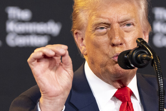 Trump od BBC požaduje až päť miliárd dolárov, dôvodom je ohováranie