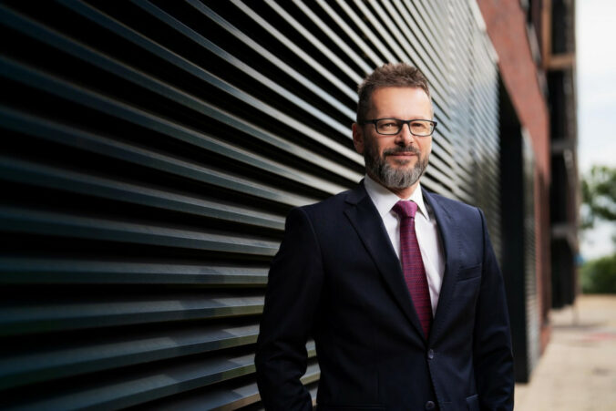 Superpoistenie.sk oznamuje fúziu s Netfinancie.sk a Klik.sk: Vzniká najväčší online hráč v oblasti porovnávania poistenia na Slovensku