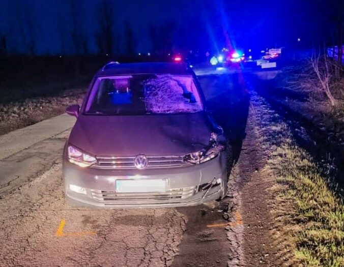 Tragédia pri Veľkej Ide, dvaja chodci zomreli po zrážke s autom. Polícia hovorí o fatálnom pochybení – FOTO