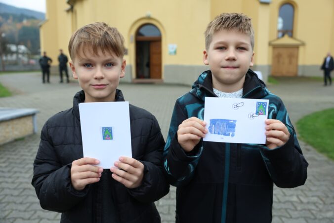 Koberec na ploché nohy, detektor lži či zdravie pre celú rodinu. Deti majú v liste Ježiškovi aj netradičné želania