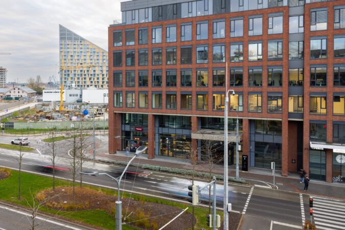 Centrála poisťovne Kooperativa má nové sídlo v Twin City C