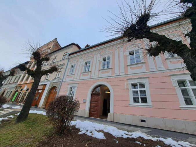 Meštiansky dom v Levoči prešiel komplexnou obnovou, reštaurátori zachovali viaceré historicky cenné prvky – FOTO
