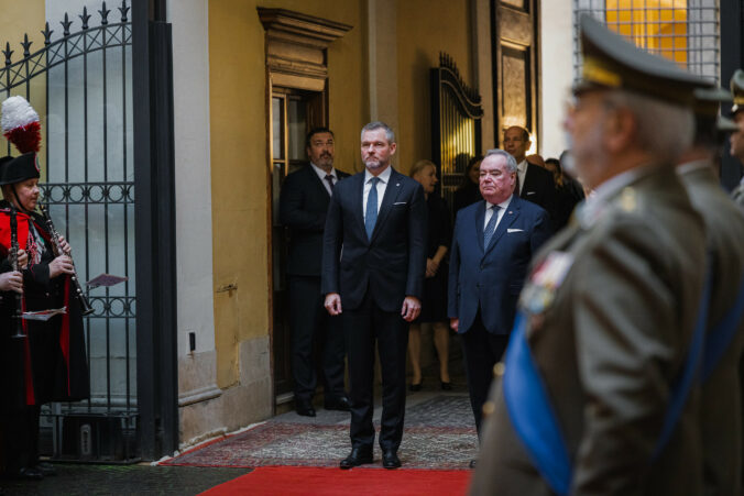 Slovensko má nový duchovný symbol vo Vatikáne, Pellegrini hovorí o nádeji v čase napätia a neistoty doma aj vo svete – VIDEO, FOTO