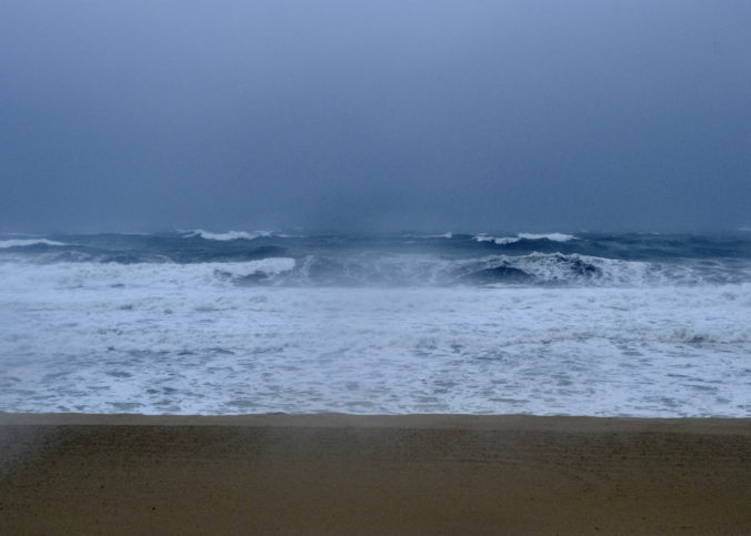 Obrovská vlna na ostrove Tenerife zabila dvoch slovenských občanov, tretí je zranený
