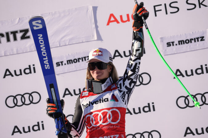 Robinsonová vyhrala super-G v St. Moritzi, Vonnová skončila štvrtá a Shiffrinová preteky nedokončila – FOTO