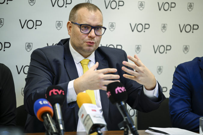 Dobrovodský odporúča Ústavnému súdu SR pozastaviť účinnosť zákona o ochrane oznamovateľov, upozornil na nezvratné dopady