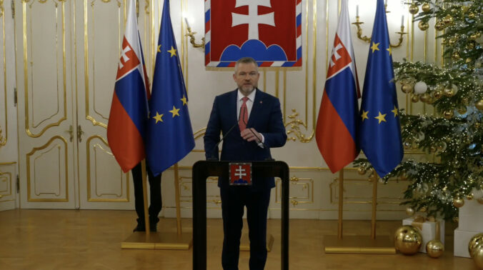 Pellegrini skritizoval europoslancov PS, na pracovný obed s prezidentom prišiel len jeden z nich – VIDEO