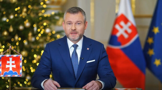 Nedovoľme politike prerastať do našich životov v takom rozmere, ako sa to v súčasnosti deje, vyzval Pellegrini – VIDEO