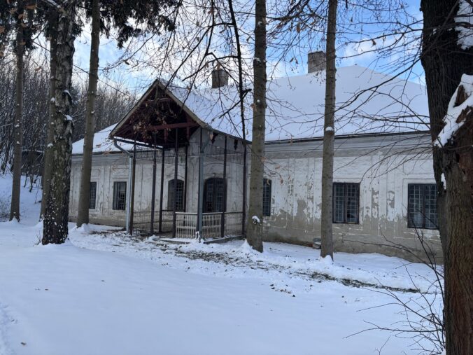 Banskobystrický kraj získal peniaze na obnovu Ebeczkého kúrie, zachráni tak významnú kultúrnu pamiatku – FOTO