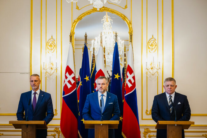 Pellegrini, Fico a Raši sa stretli na spoločnom obede, diskutovali o domácich aj zahraničných otázkach – VIDEO, FOTO