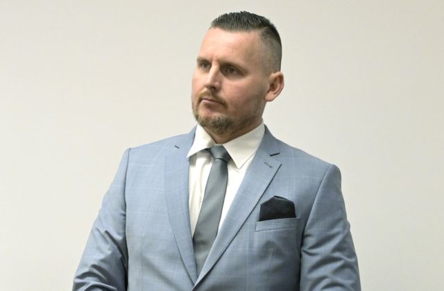 Darček pre Bombica a bezpečný prístav pre extrémistov. Nadácia Zastavme korupciu kritizuje návrh SNS