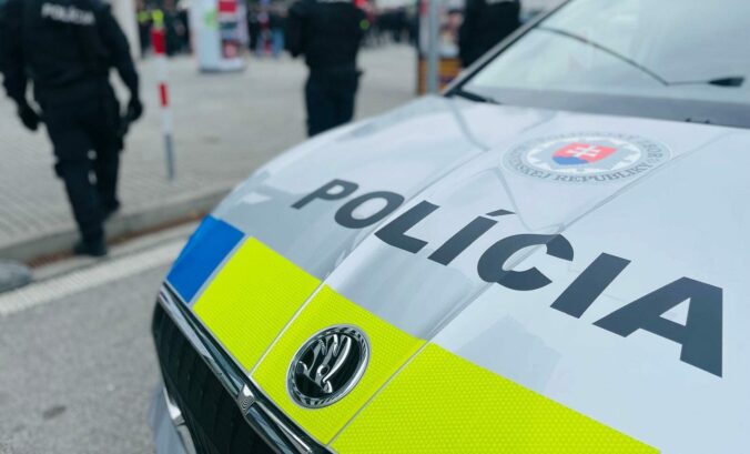 Kriminálna polícia obvinila mužov, ktorí počas pandémie zarobili milióny eur na fiktívnych zamestnancoch