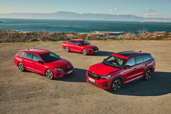 Škoda potvrdila pozíciu jednoznačného lídra slovenského automobilového trhu aj v roku 2025. Pre Slovákov je najobľúbenejšou voľbou