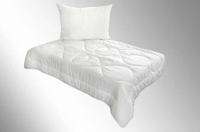 Spánok bez napätia. V čom spočíva tajomstvo antistresových lôžkovín?