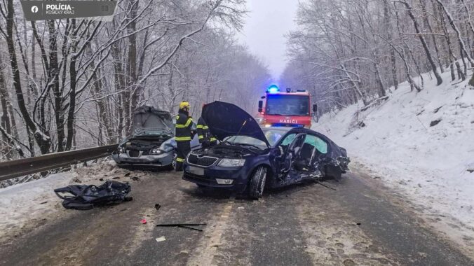 Vážna dopravná nehoda na východe Slovenska, medzi zranenými je aj dieťa – FOTO