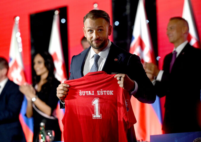 Hlas nemá v pláne meniť svojho predsedu, tvrdí Saková a vyjadrila sa aj k Ferenčákovi a Kmecovi