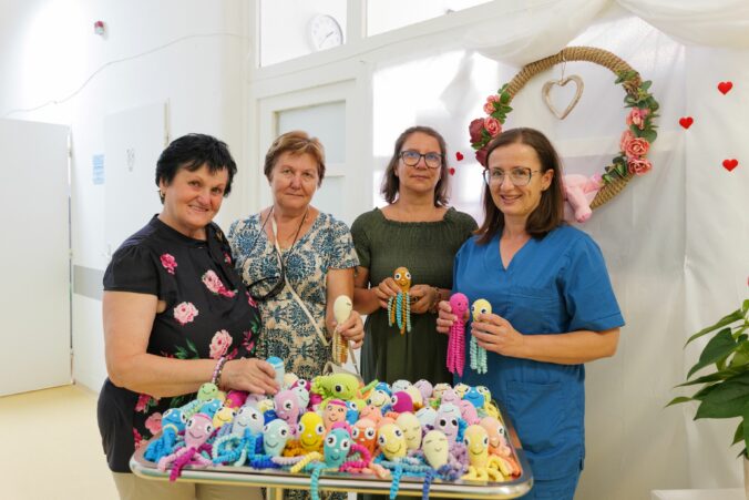 Nadácia Henkel Slovensko vyhlasuje ôsmu výzvu pre projekty podporujúce seniorov