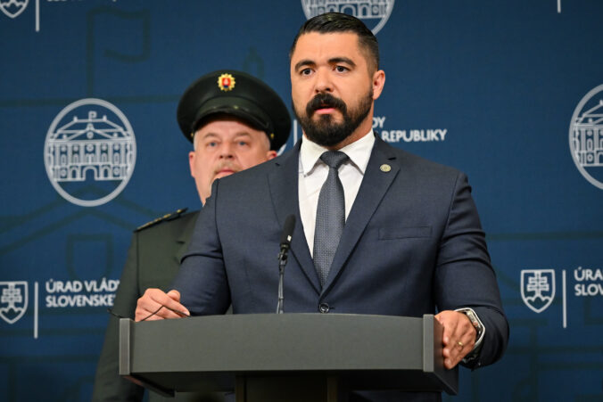 Dopravnú nehodu podľa Gašpara zavinil druhý vodič, Pellegrini rozhodne o treste za rýchlosť – VIDEO