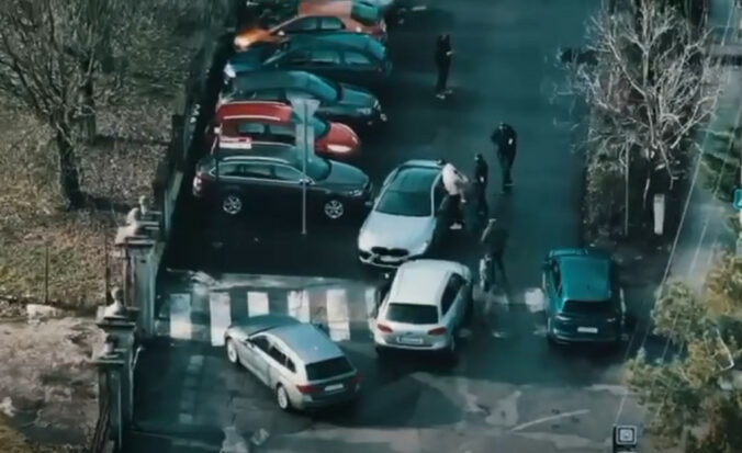 Krajská kriminálka odhalila drogovú sieť na západe Slovenska, piatim obvineným hrozí až doživotie – VIDEO