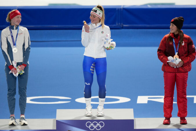 Zlato, rekord a k tomu na narodeniny. Francesca Lollobrigida na olympiáde rozburácala domáce Taliansko – FOTO