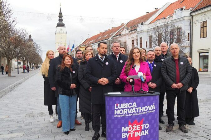 Demokrati predstavili kandidátku na primátorku Trnavy, Horváthová chce zmeniť komunikáciu s obyvateľmi – VIDEO, FOTO