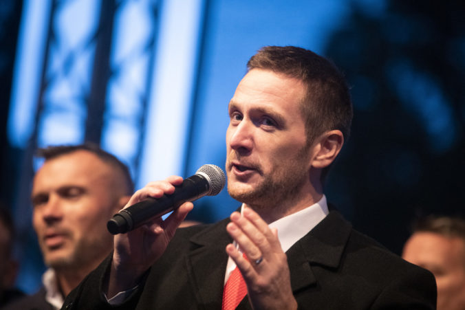 Republika by v budúcej vláde chcela silové zložky, Uhrík z ministerstiev spomenul obranu aj vnútro