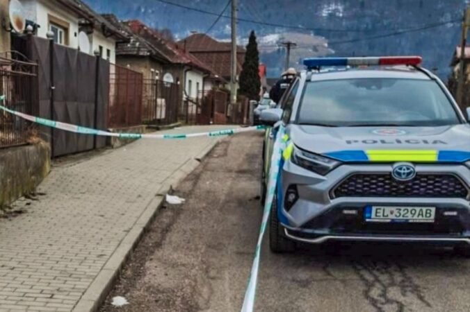Po útoku nožom na ženu v Helcmanovciach obvinila polícia 45-ročného muža z pokusu o vraždu