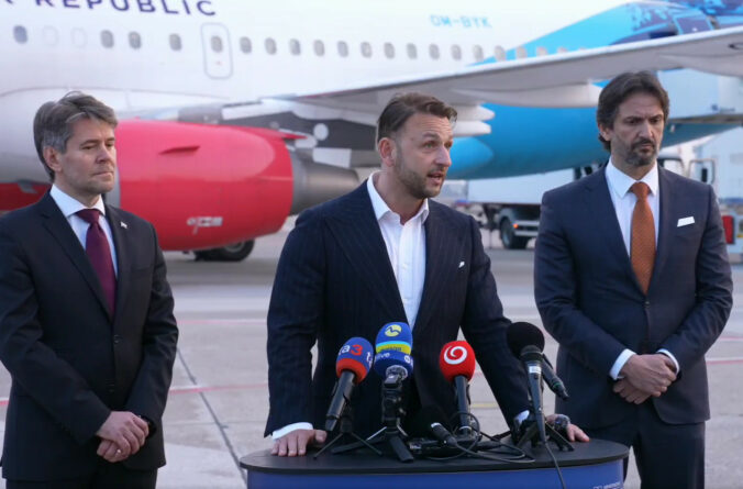 Na Slovensku pristáli prvé dva repatriačné lety z Blízkeho východu, priletelo viac ako sto občanov SR aj traja Česi – VIDEO, FOTO