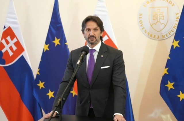 Kaliňák informoval o meškaní dodávok systémov Barak, Slovensko od prvých komponentov delilo 48 hodín