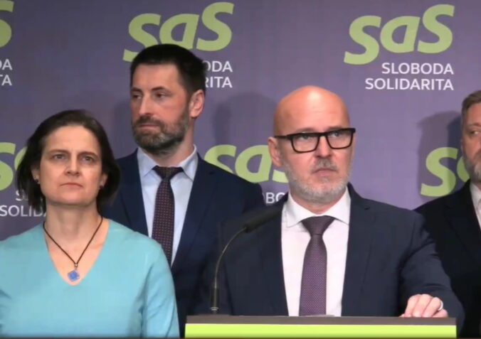 Slovensko môže stratiť miliardy eur na rozvoj východu, vláda podľa SaS pre ľudí nič nerobí – VIDEO