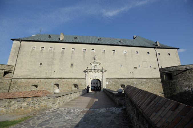 Hrad Červený Kameň sprístupní unikátnu knižnicu Rudolfa Pálffyho, stane sa tak len počas jedného víkendu