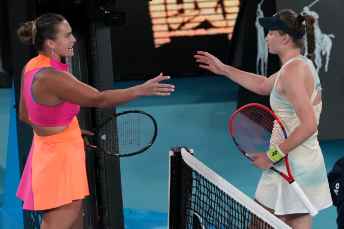 Sobolenková alebo Rybakinová? Bieloruska má Kazaške vo finále turnaja v Indian Wells čo odplácať