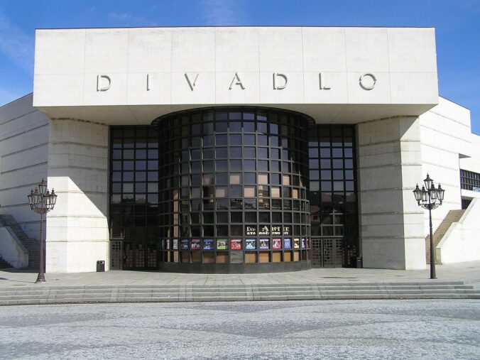 Divadlo Andreja Bagara modernizuje techniku, LED osvetlenie prinesie úspory aj lepší zážitok