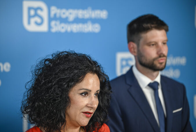 Progresívne Slovensko podá trestné oznámenie pre zrušenie viacročných zmlúv Radou FPU