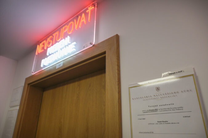 Kauza vraždy mafiána Niguta má nový verdikt. Jeden obžalovaný je nevinný, druhý vinný bez ďalšieho trestu