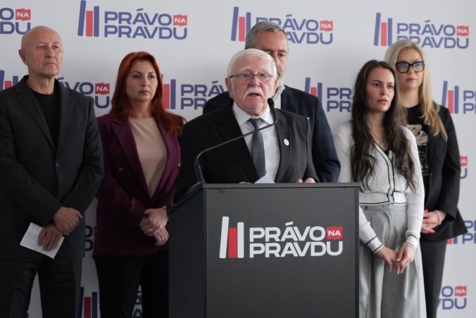 Právo na pravdu chce kúpele pre každého seniora ako 14. dôchodok. Peniaze sú, problémom je ich zlé rozdelenie – VIDEO